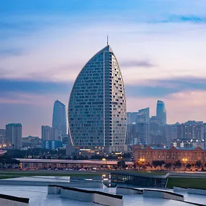 The Ritz-carlton, Отель